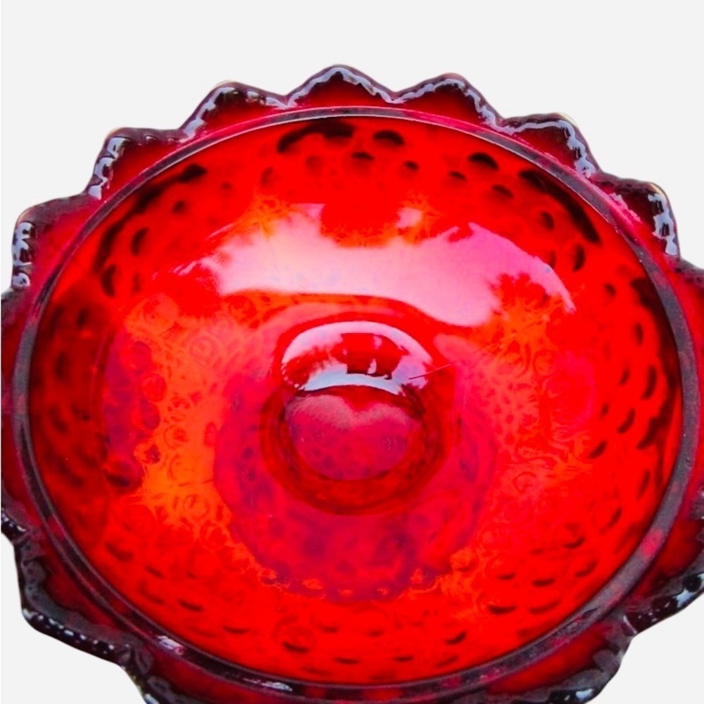 Fenton Cadmium Glow
Hobnail Ruby/Amberina
Lidded Candy Dish Scalloped
Edge 6.5" - Picture 11 of 13